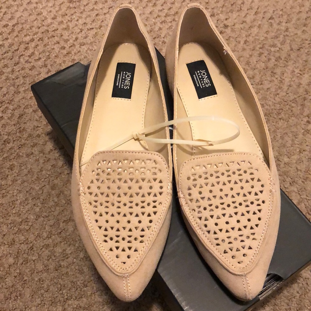 Blush color flats